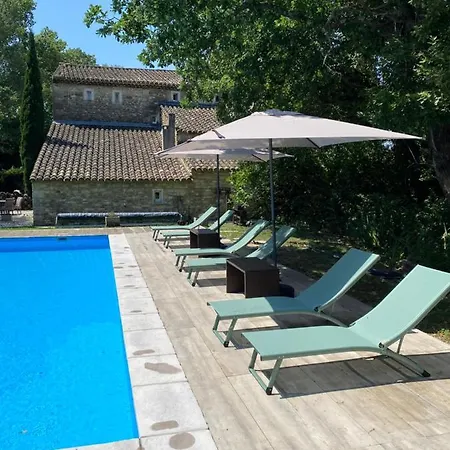 Le Moulin De Bed & Breakfast 3*