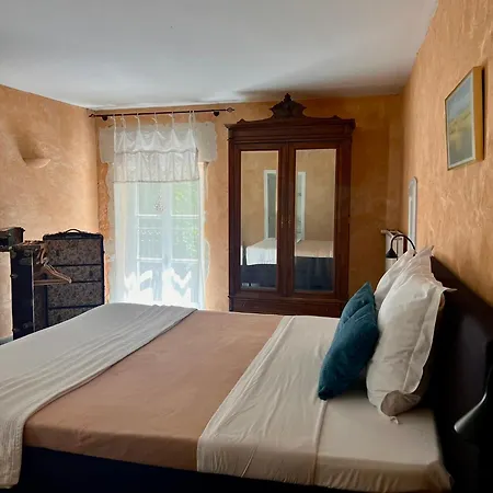 Couette-café Le Moulin De 3*